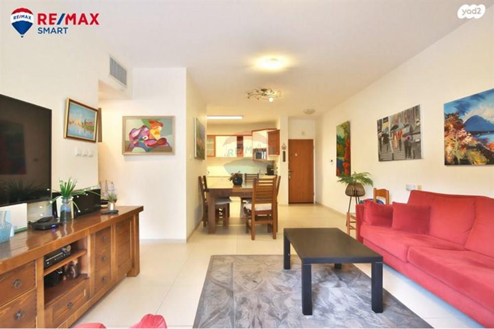 Apartment for Sale in קרית מוצקין - Image 4