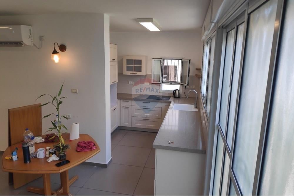 Apartment for Sale in Givatayim - Image 4