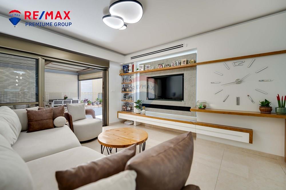 Apartment for Sale in שוהם - Image 5