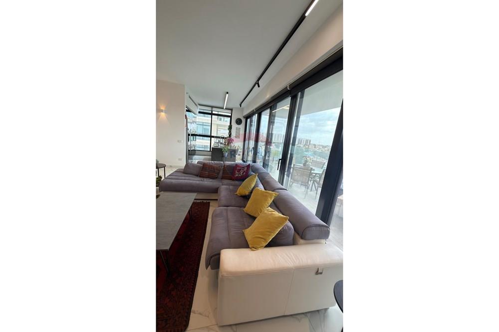 Apartment for Sale in Beer Sheva - Image 4