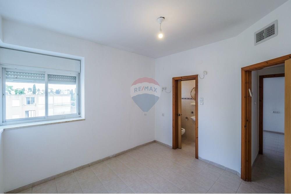 Apartment for Sale in Nahariya - Image 5