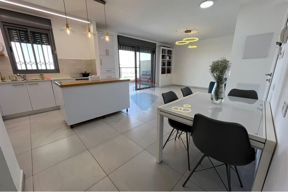 Apartment for Sale in נתיבות - Image 3