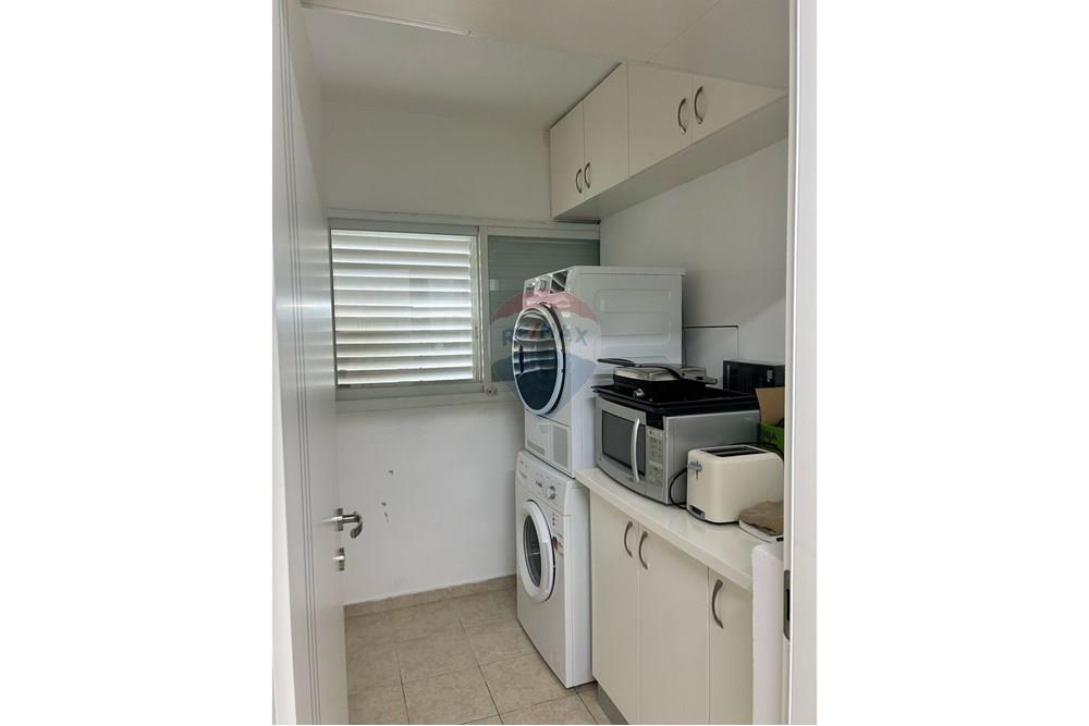 Apartment for Sale in Nahariya - Image 5