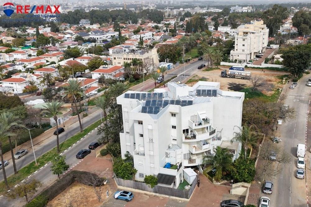 Apartment for Sale in Netanya - Image 1