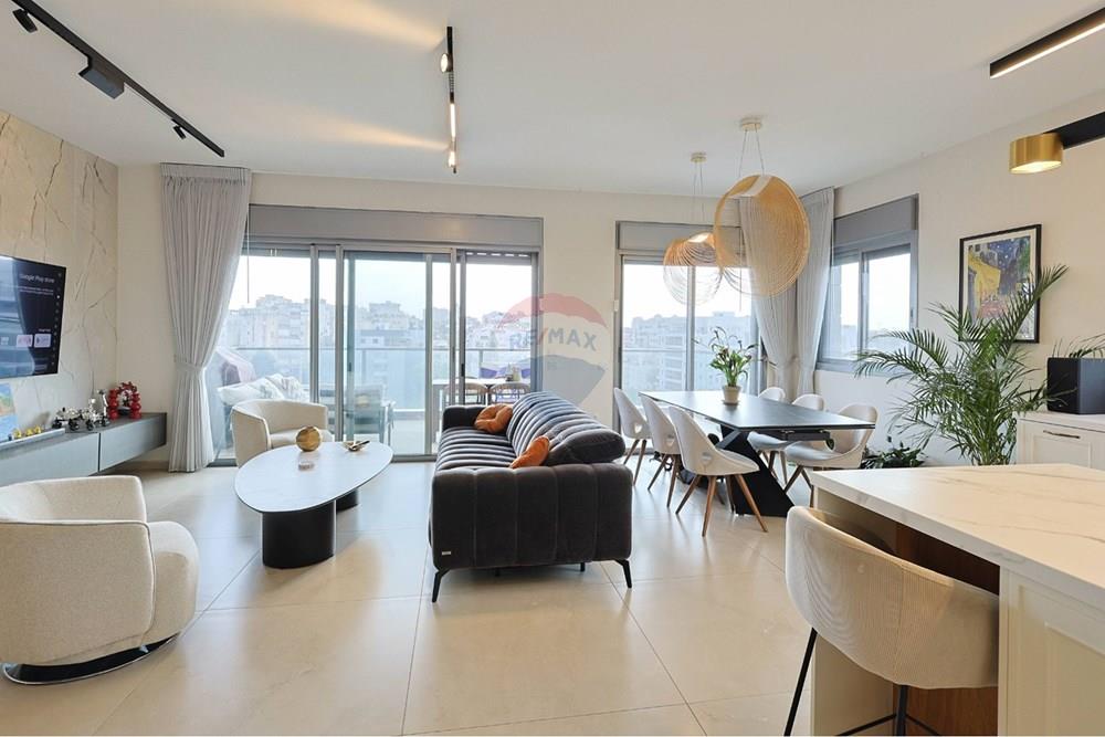 Apartment for Sale in Herzliya - Image 7