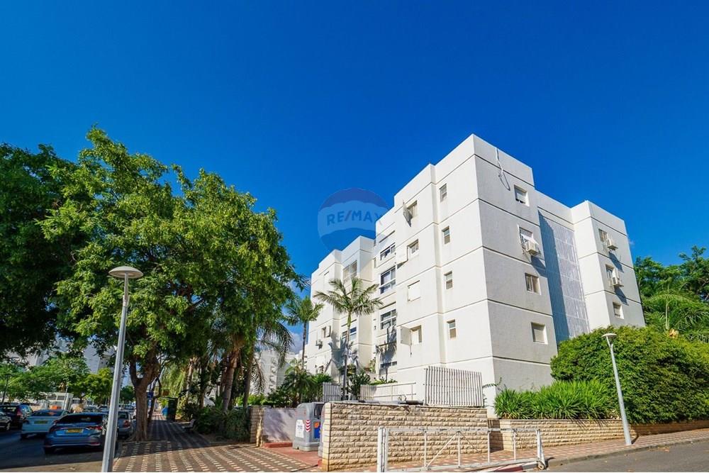 Apartment for Sale in Nahariya - Image 1