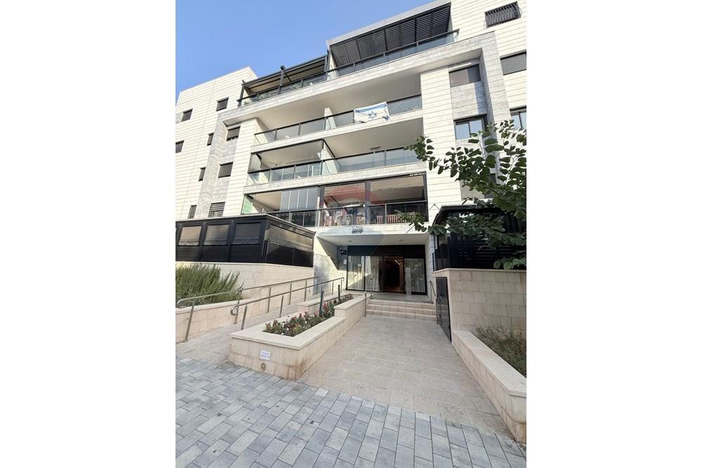 Apartment for Sale in Ramla - Image 1