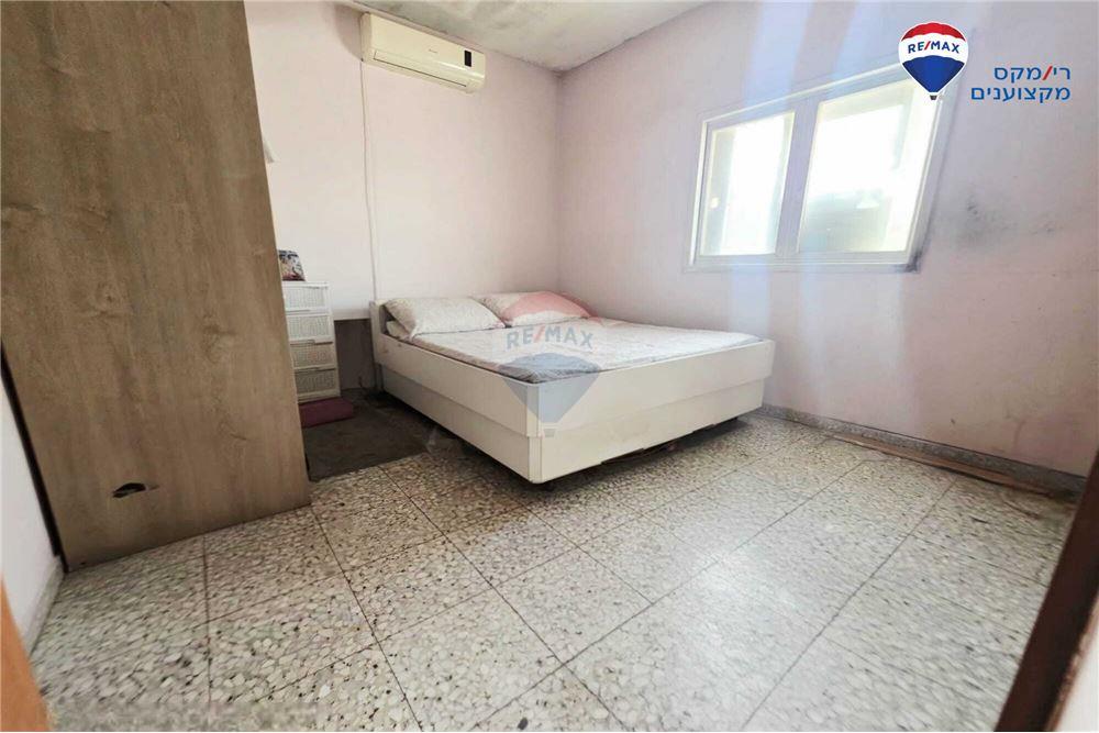House for Sale in Hadera - Image 2