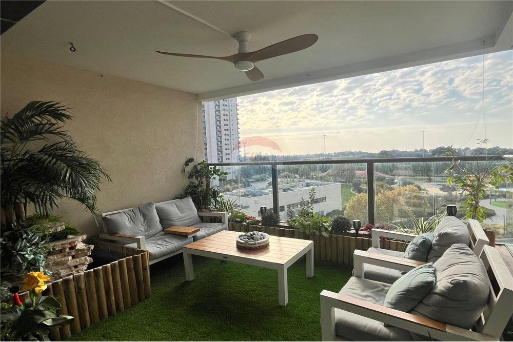 Apartment for Sale in אור עקיבא - Image 1