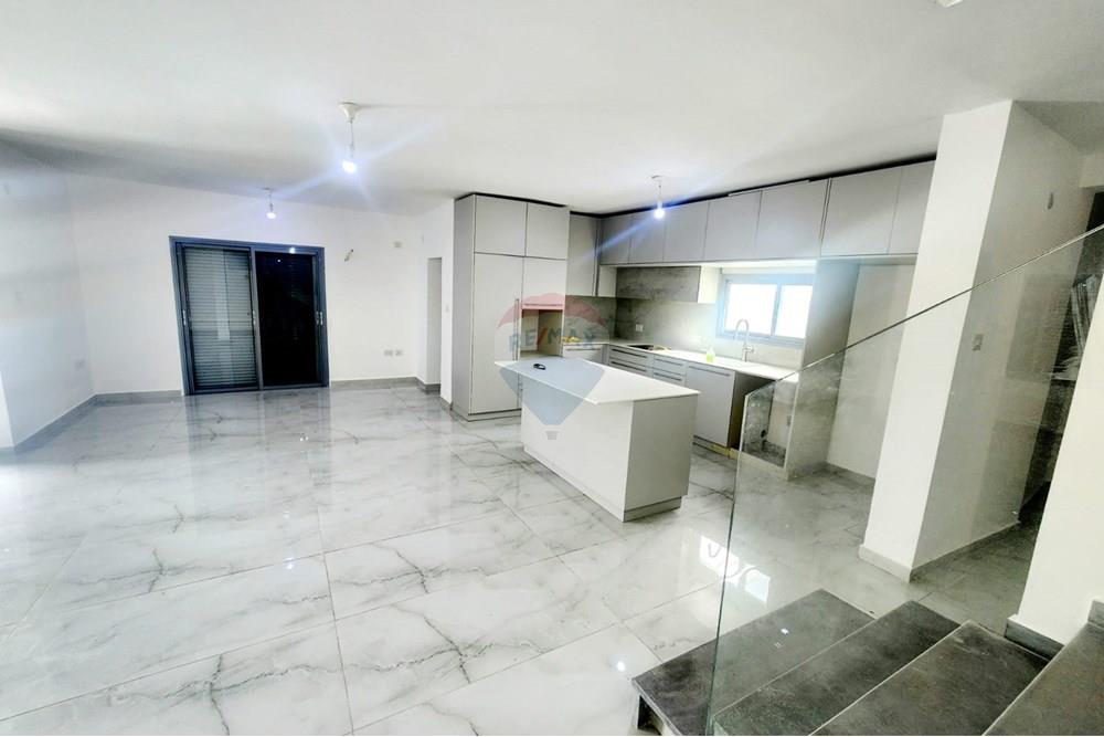 House for Sale in Sderot - Image 1
