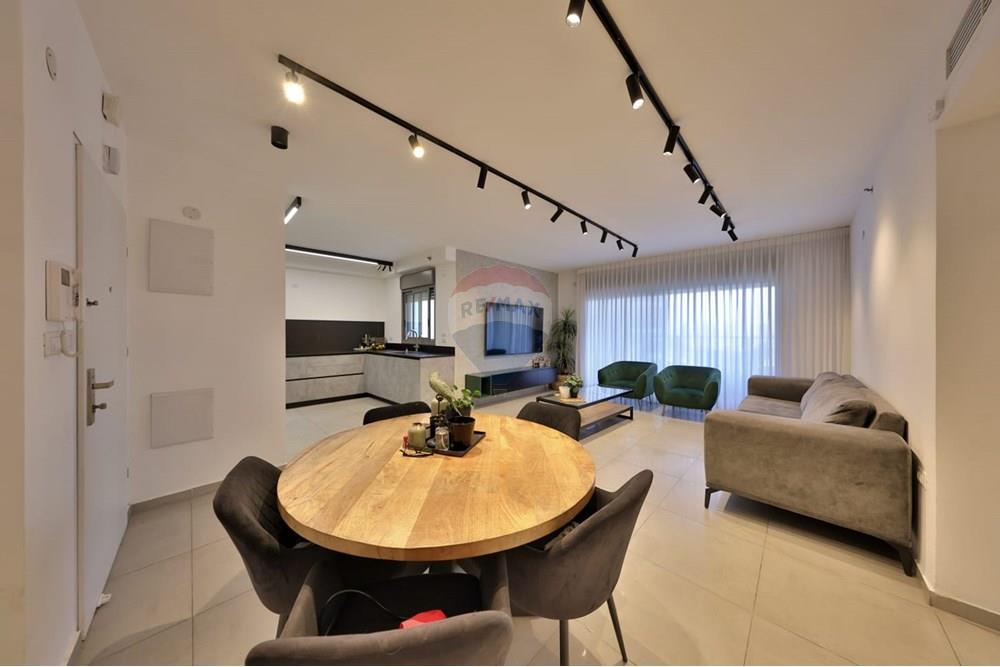 Apartment for Sale in קרית ביאליק - Image 4