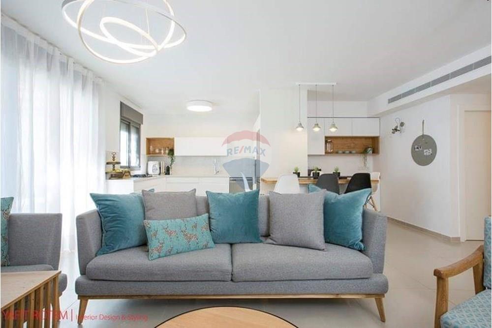 Apartment for Sale in חריש - Image 3