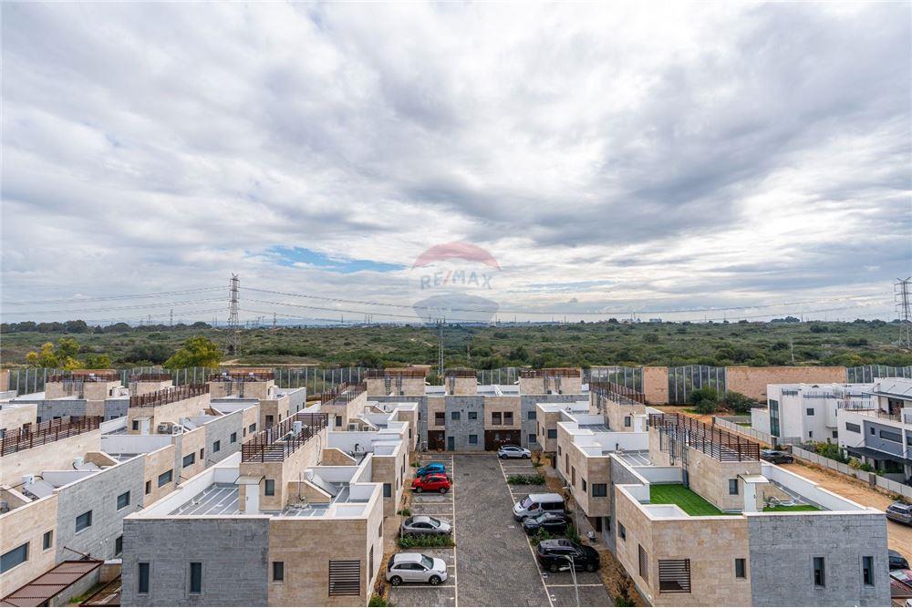 Apartment for Sale in אור עקיבא - Image 4