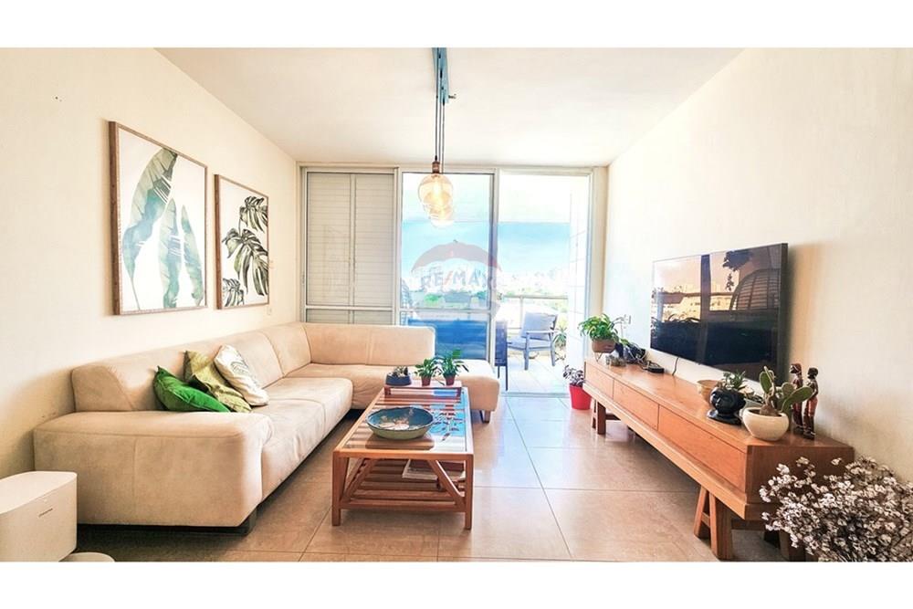 Apartment for Sale in Ashdod - Image 3