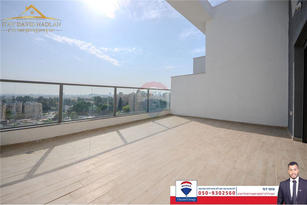 Apartment for Sale in Tel Aviv - Image 4