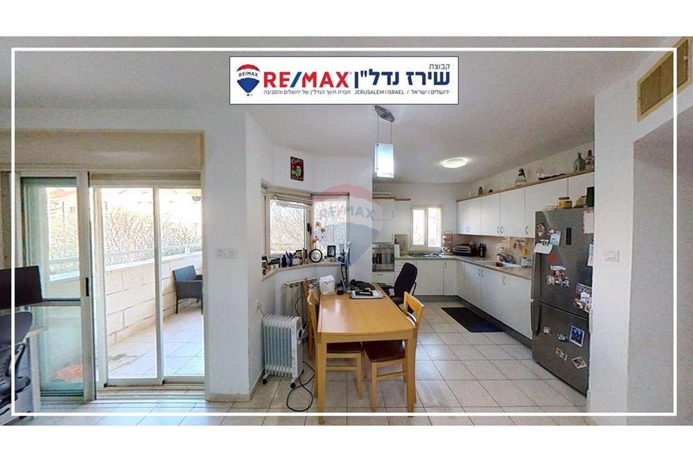 Apartment for Sale in Jerusalem - Image 6