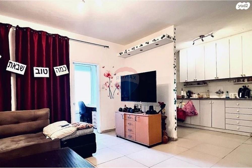 Apartment for Sale in Haifa - Image 2
