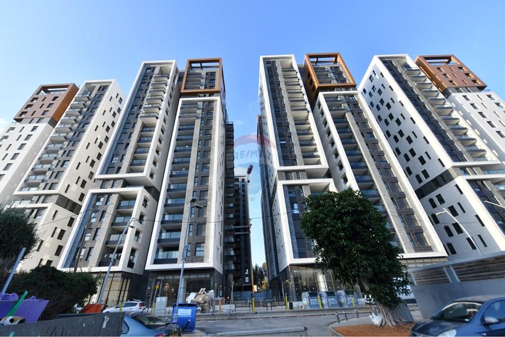 Apartment for Sale in Or Yehuda - Image 6