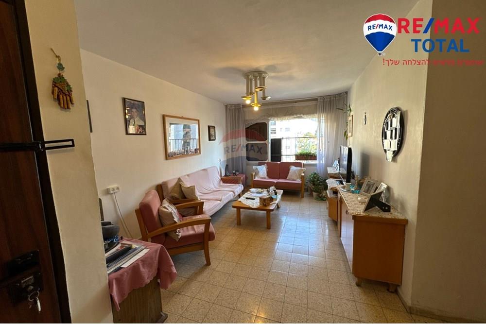 Apartment for Sale in Yavne - Image 5