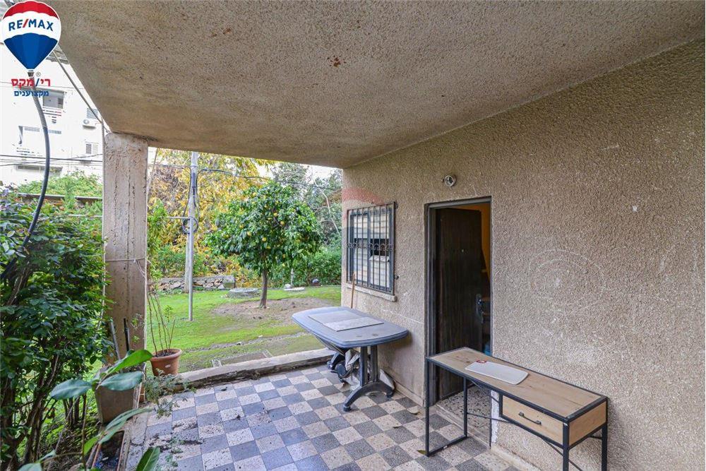 Apartment for Sale in Hadera - Image 1