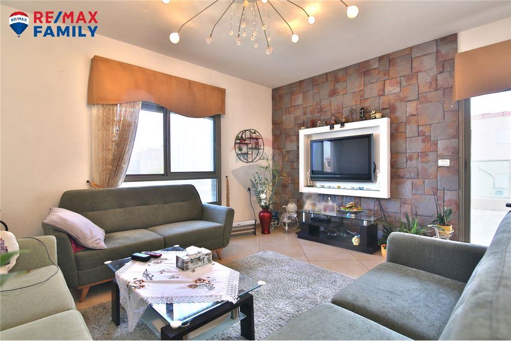 Apartment for Sale in קרית מוצקין - Image 6