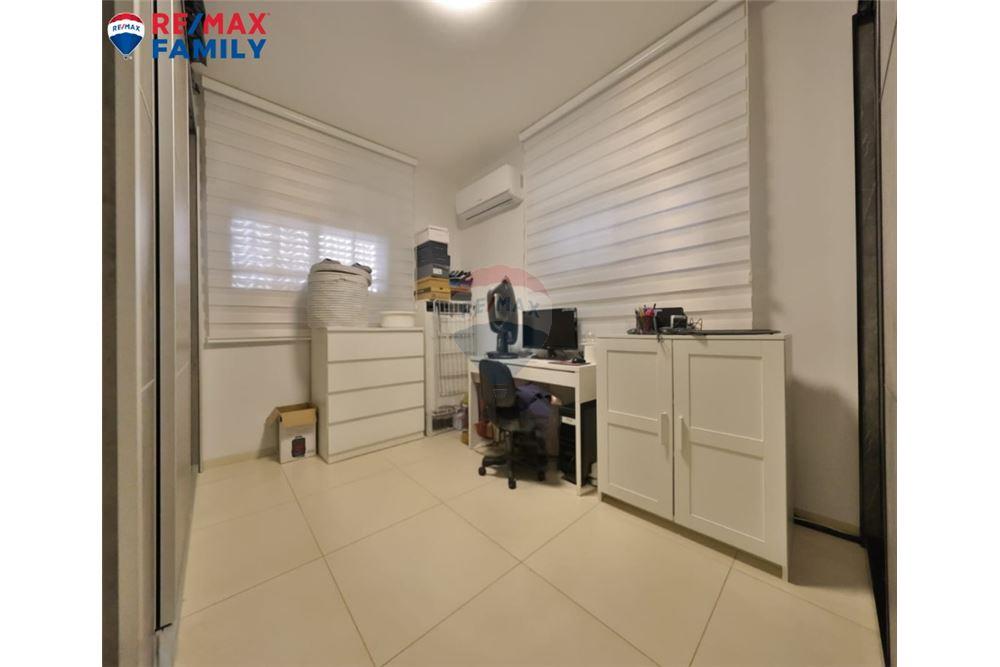 Apartment for Sale in קרית חיים - Image 6