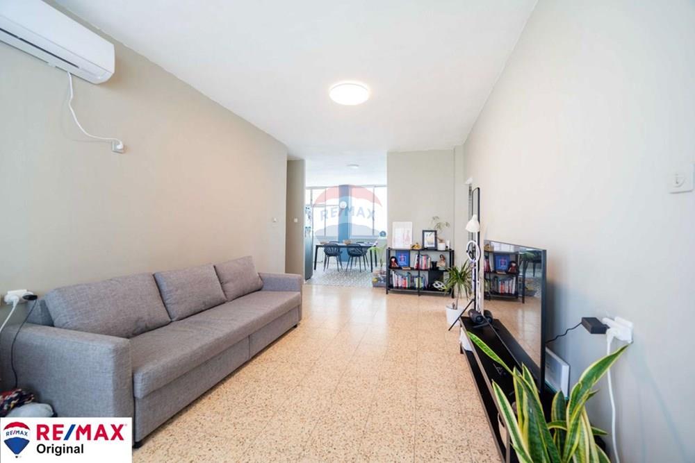 Apartment for Sale in Ramat Gan - Image 3
