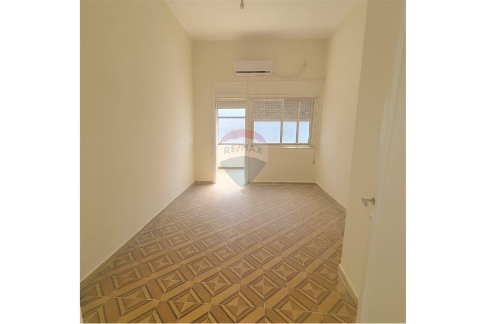 Apartment for Sale in Tel Aviv - Image 2