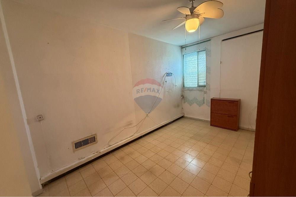 Apartment for Sale in Haifa - Image 3