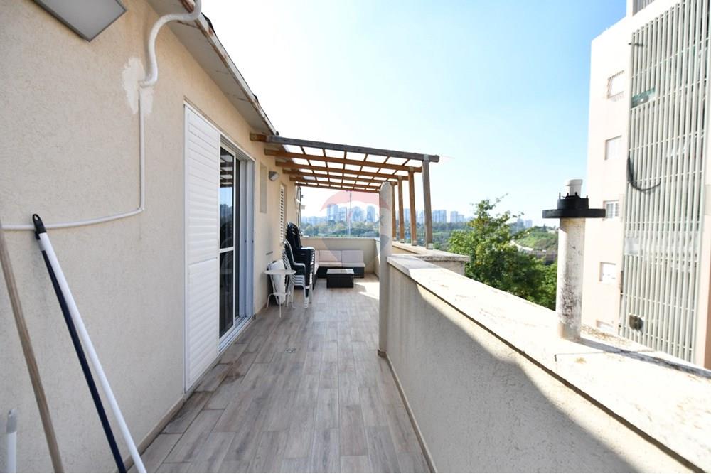 Apartment for Sale in Petah Tikva - Image 5