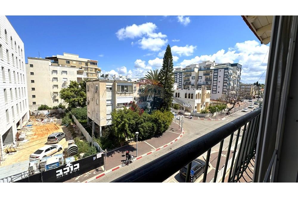 Apartment for Sale in Nahariya - Image 1