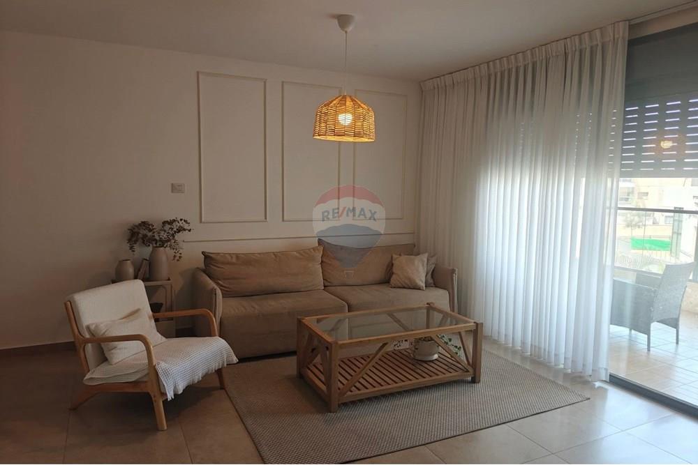 Apartment for Sale in Ofakim - Image 1