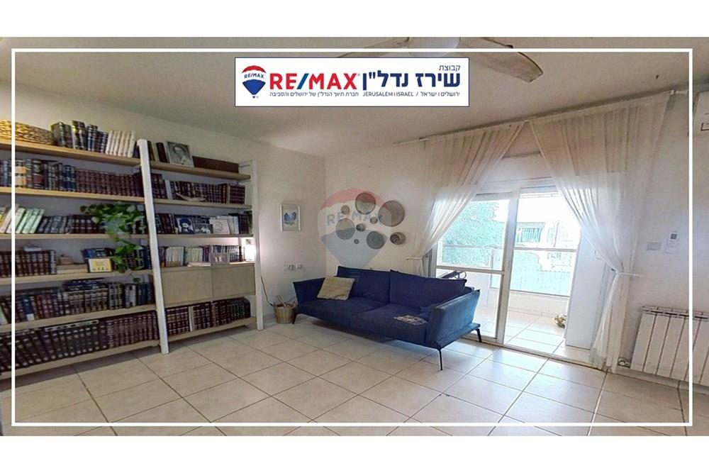 Apartment for Sale in Jerusalem - Image 5