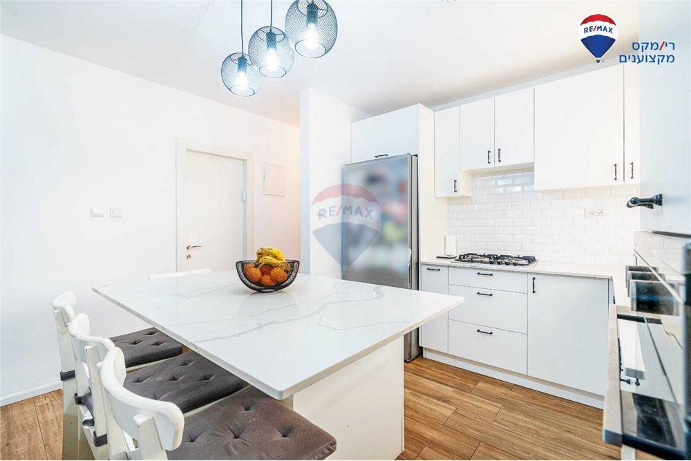 Apartment for Sale in Hadera - Image 7