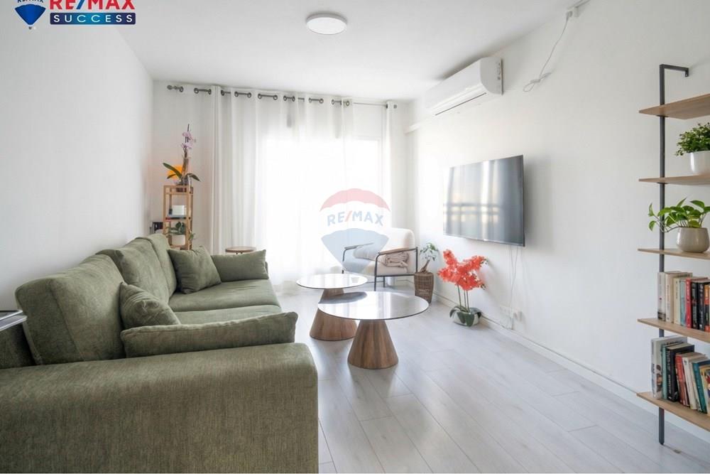 Apartment for Sale in Lod - Image 2