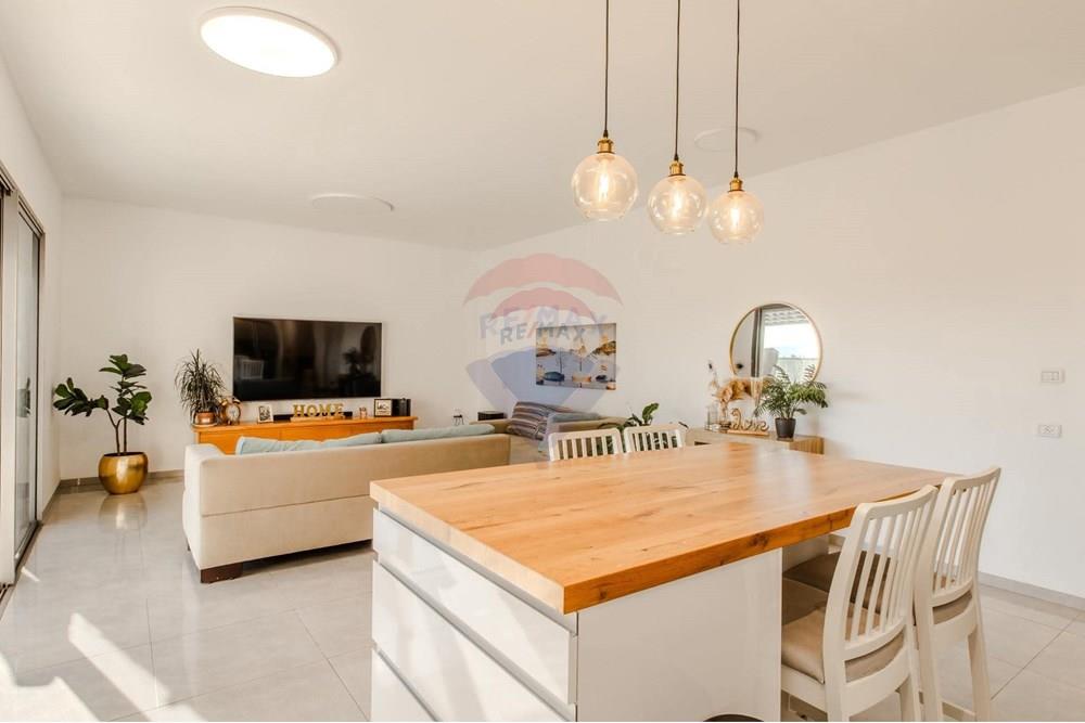 Apartment for Sale in Afula - Image 1
