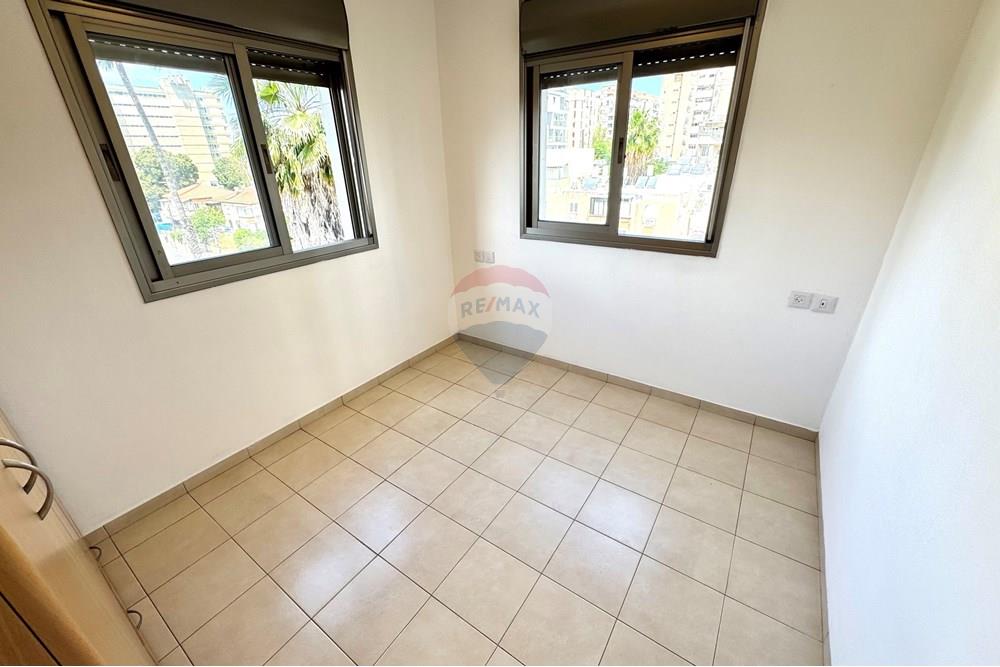 Apartment for Sale in Ramat Gan - Image 6