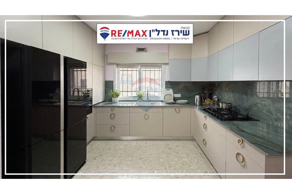 Apartment for Sale in מבשרת ציון - Image 6