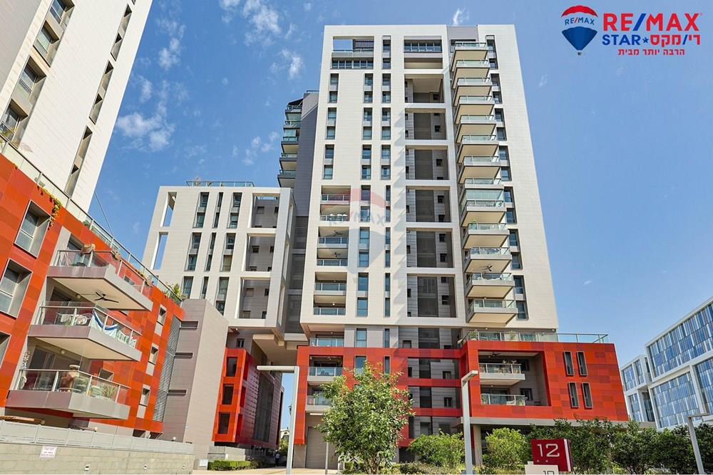Apartment for Sale in Herzliya - Image 1