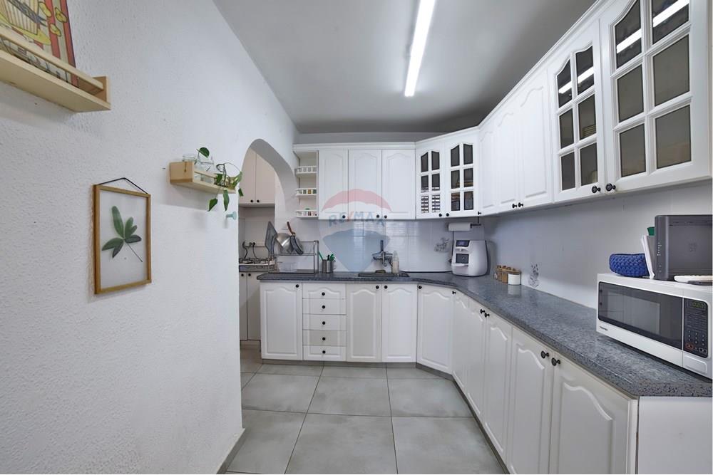 Apartment for Sale in Tel Aviv - Image 6