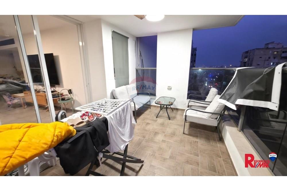 Apartment for Sale in Bat Yam - Image 7