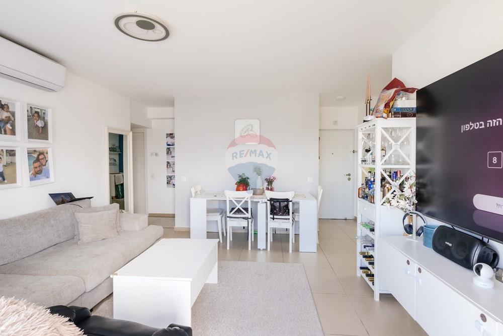 Apartment for Sale in ראש העין - Image 5