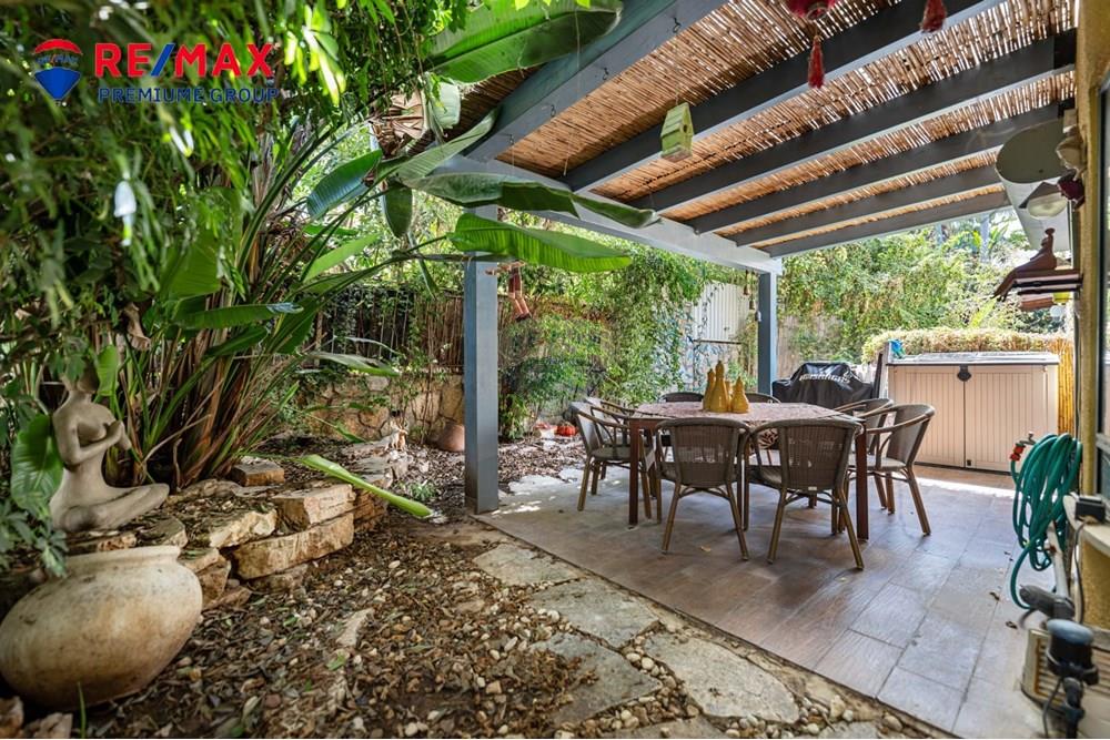 House for Sale in שוהם - Image 1