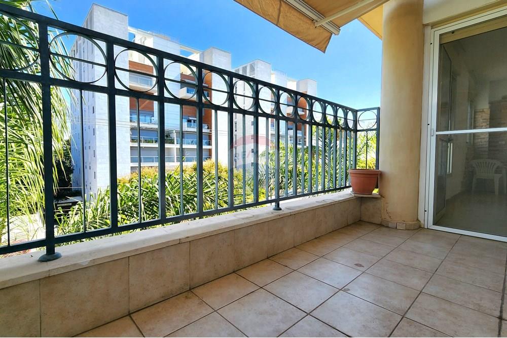 Apartment for Sale in Herzliya - Image 5