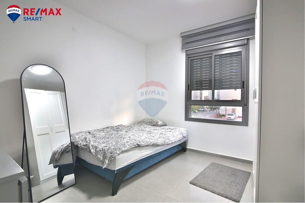 Apartment for Sale in קרית מוצקין - Image 6