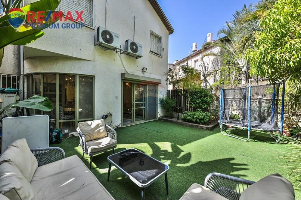 House for Sale in שוהם - Image 2