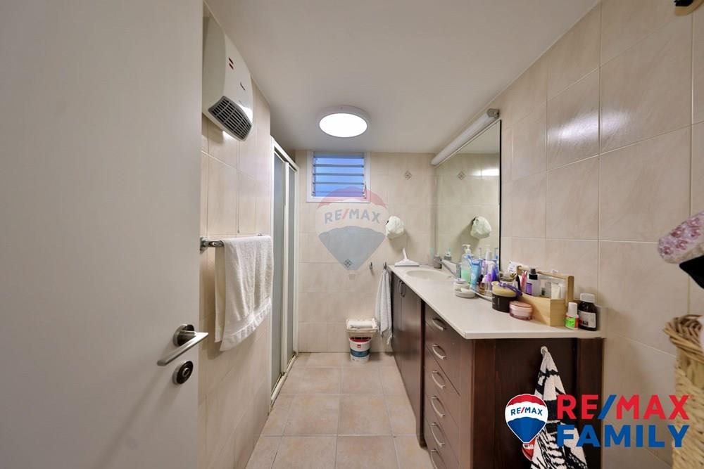 Apartment for Sale in קרית ביאליק - Image 4