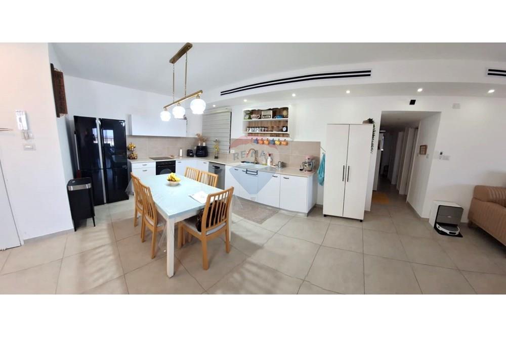 Apartment for Sale in Sderot - Image 1
