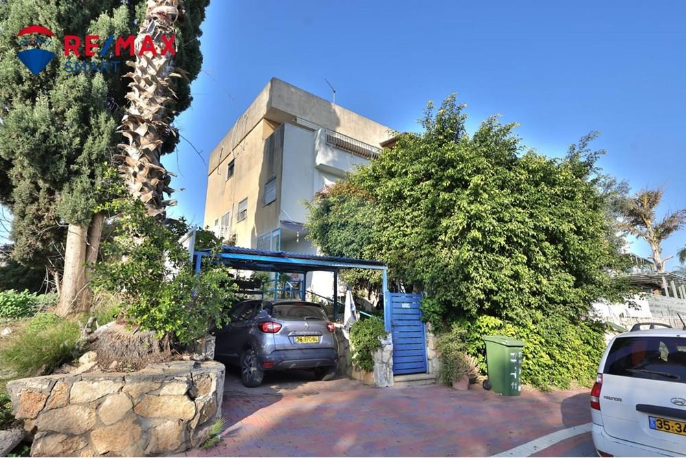 Apartment for Sale in קרית אתא - Image 1