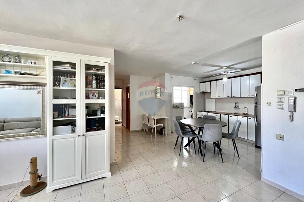 Apartment for Sale in Netanya - Image 2